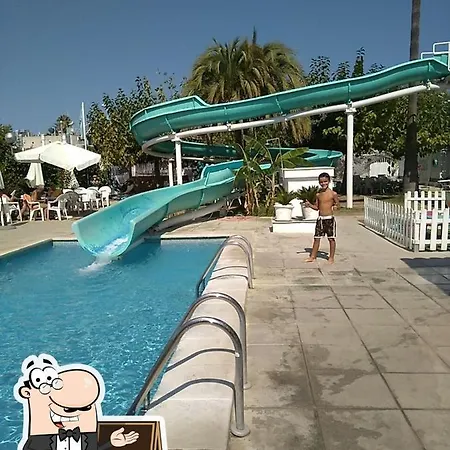Bonito Con Piscina A 500m De La Playa Port de Alcudia (Mallorca)